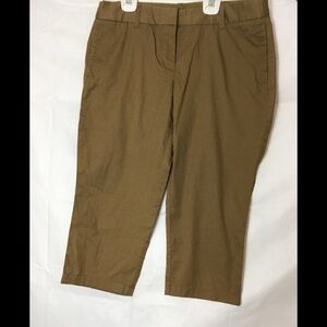 J.crew khaki capris pants size 10